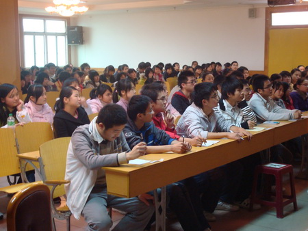 【新闻快递】青木关中学高中英语数学讲座